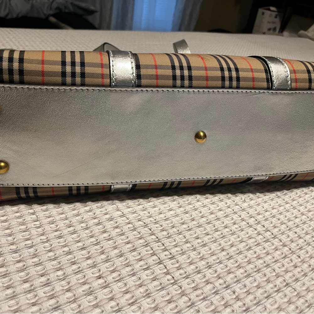 Authentic Burberry Beige Plaid Tote with Silver Trim - Picture 7 of 9